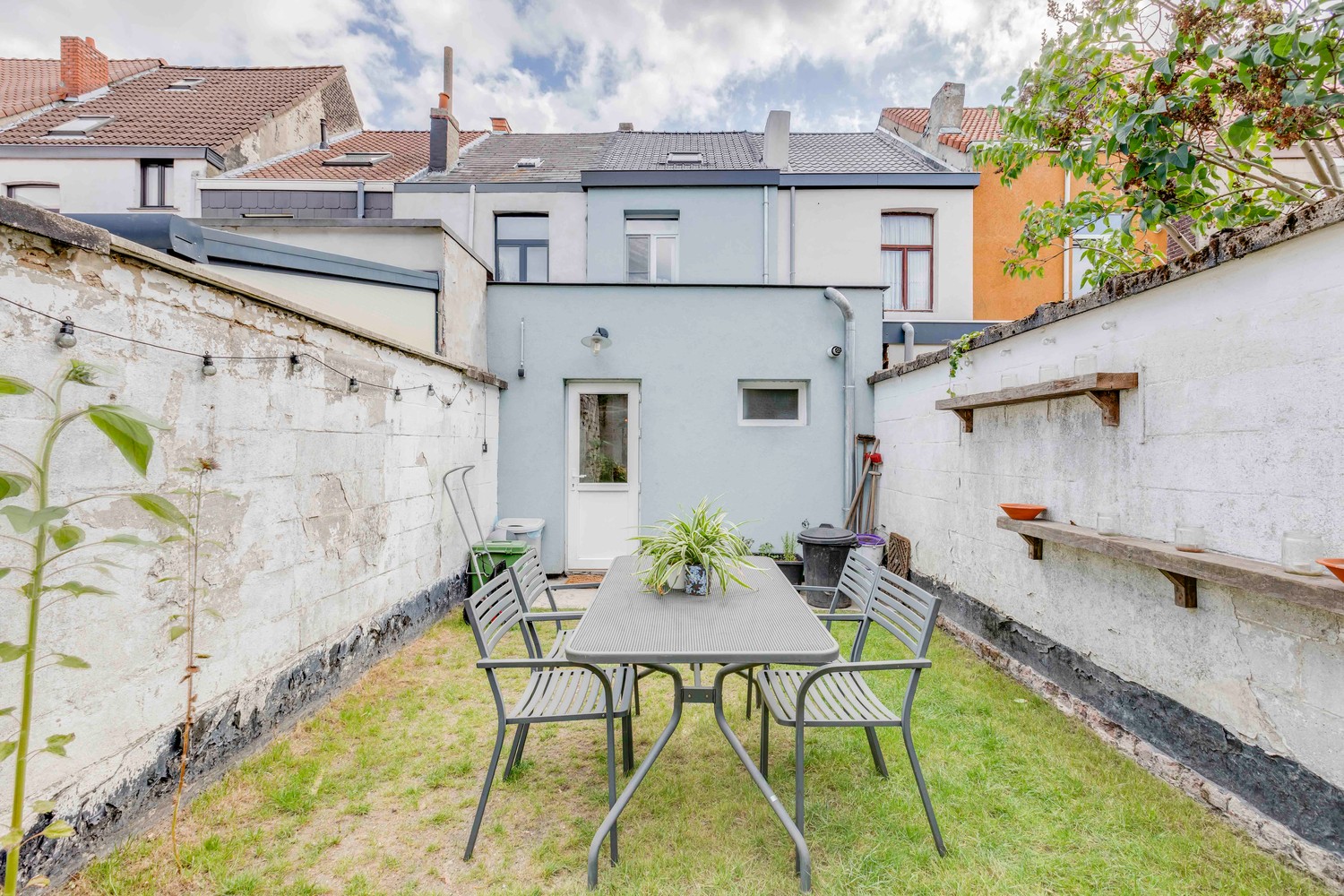 Hippe, instapklare woning met tuin te Ledeberg 