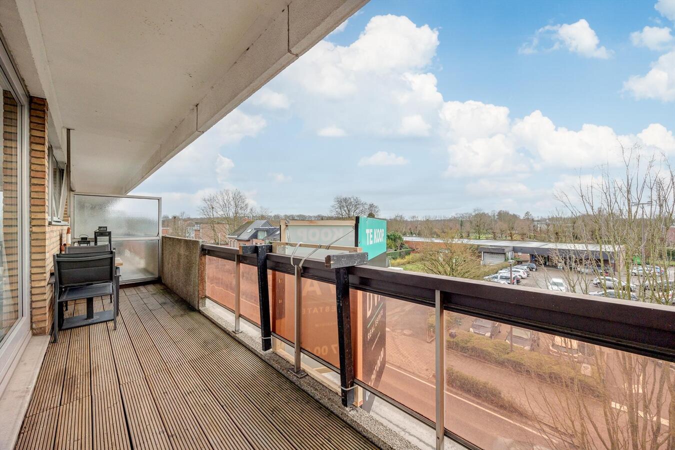 Charmant instapklaar appt. met 2 slpk en terras te Boechout! 