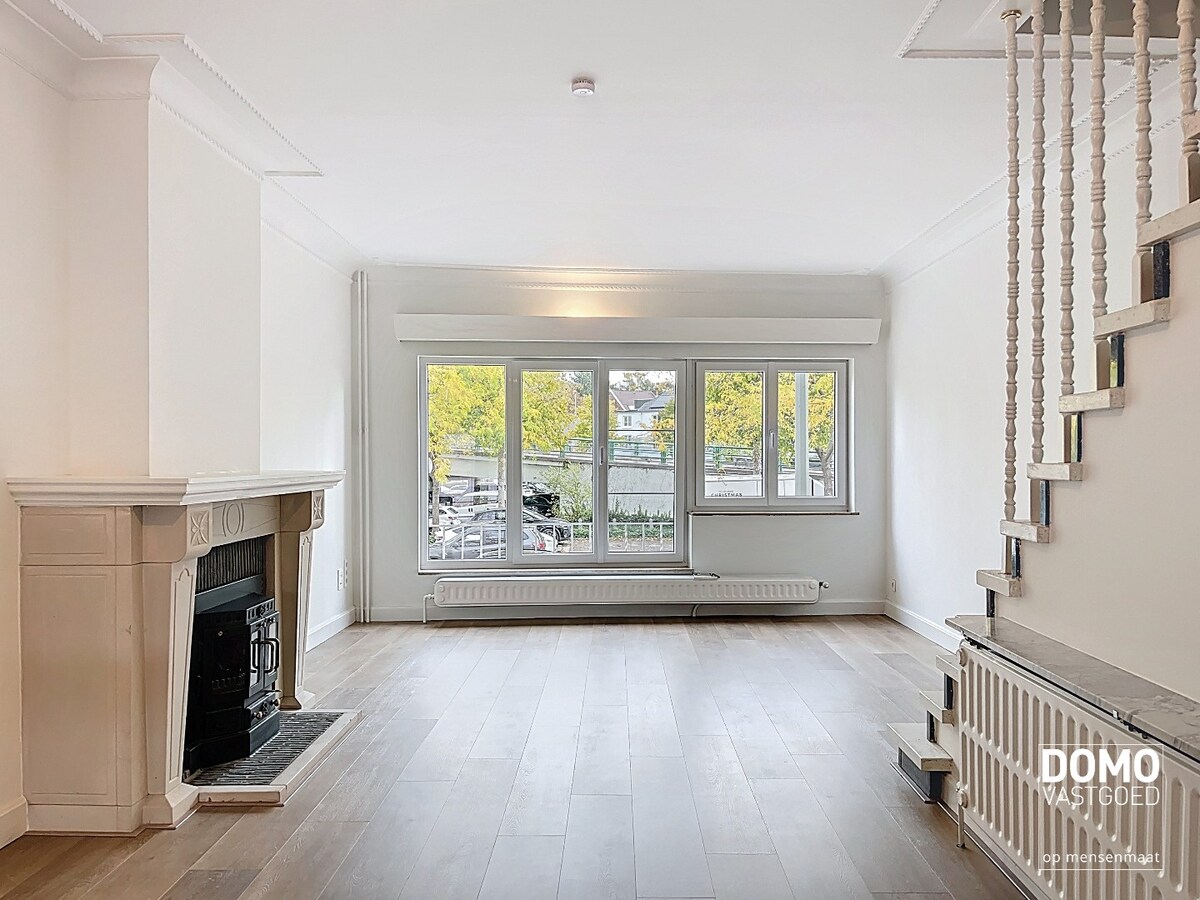 RECENT GERENOVEERDE WONING TE HUUR OP WANDELAFSTAND VAN HET CENTRUM VAN HASSELT 