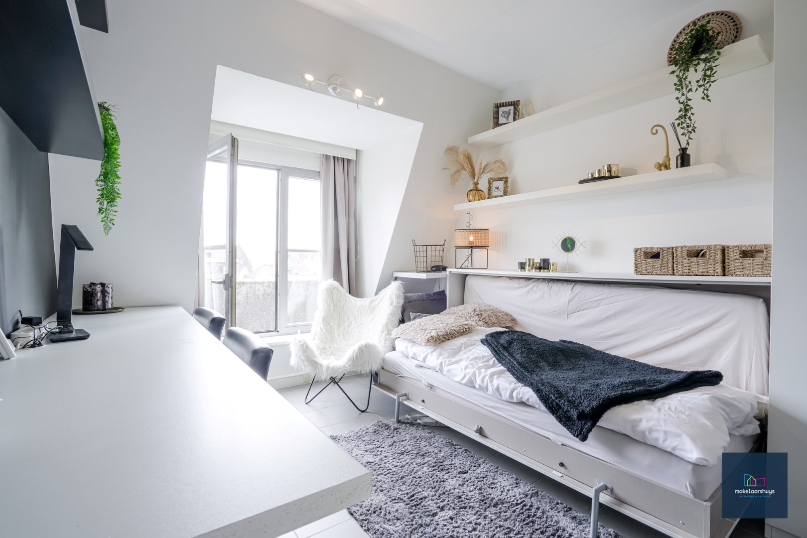 Instapklare studiokamer van 20m² in centrum Gent (Hoogstraat) 