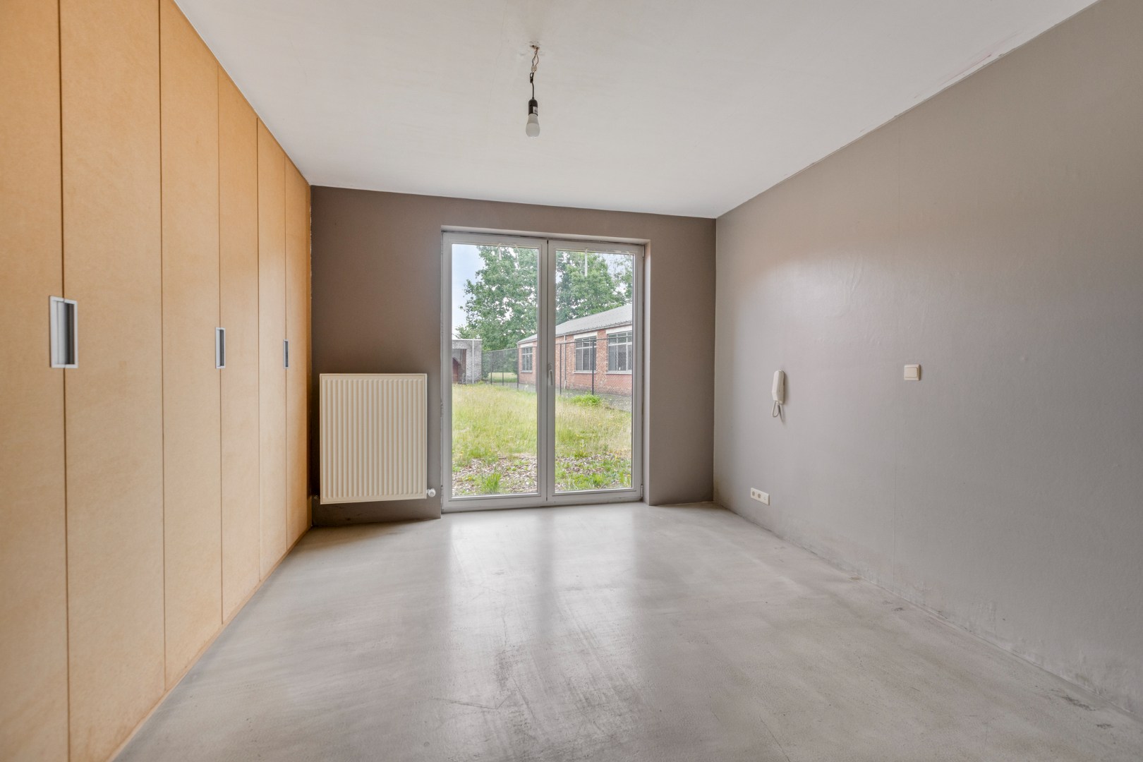 Unieke woning met 3 slpk. op een ruim perceel in Geel-centrum 