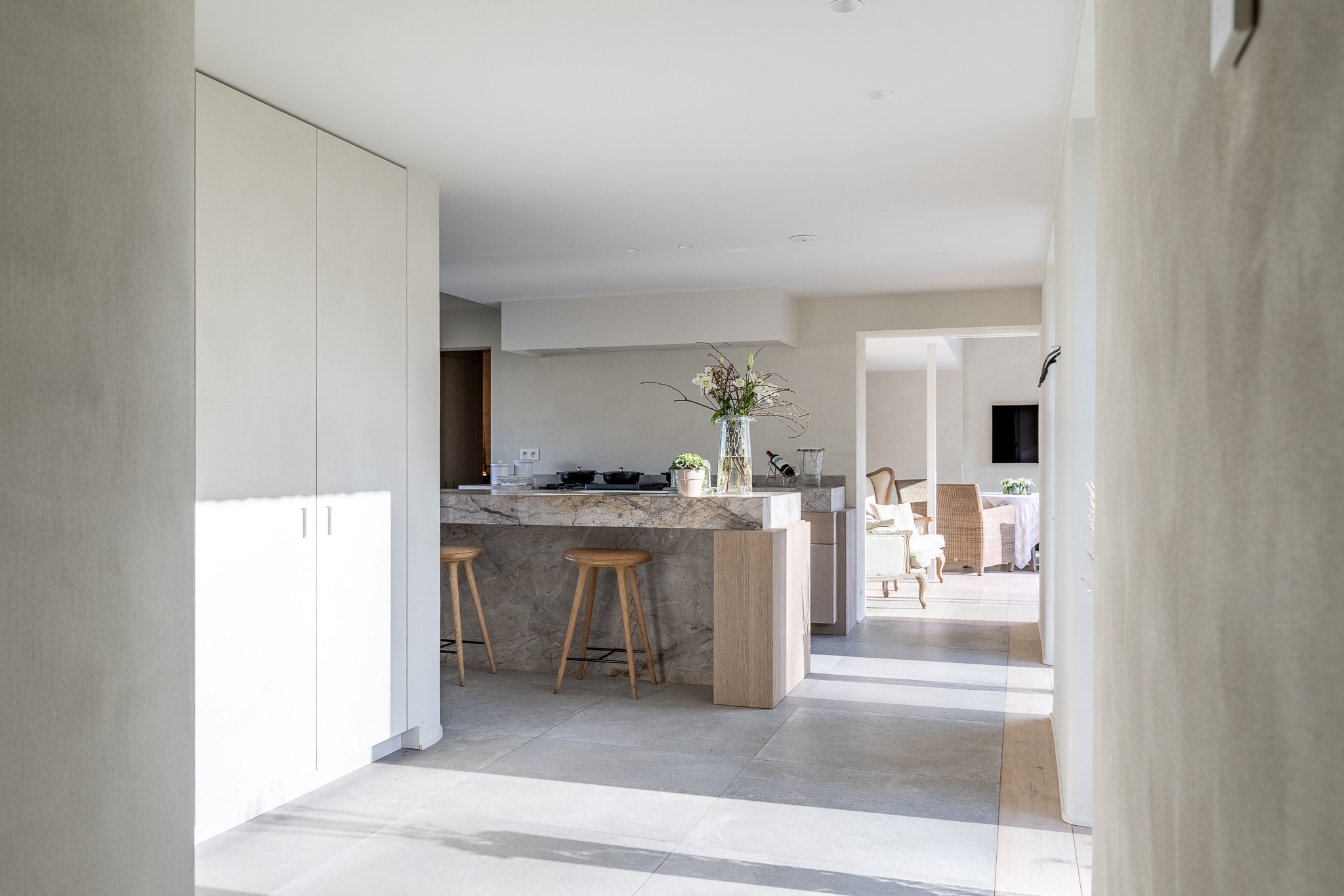 Uitzonderlijk gerenoveerde Hoeve met bijhuis op een domein van 1,5 hectare 