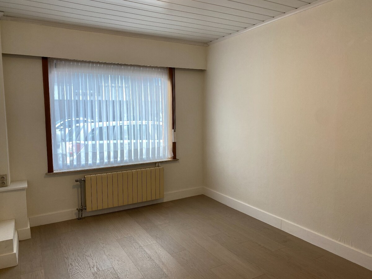 Centraal gelegen woning met 4 slaapkamers te Ieper 