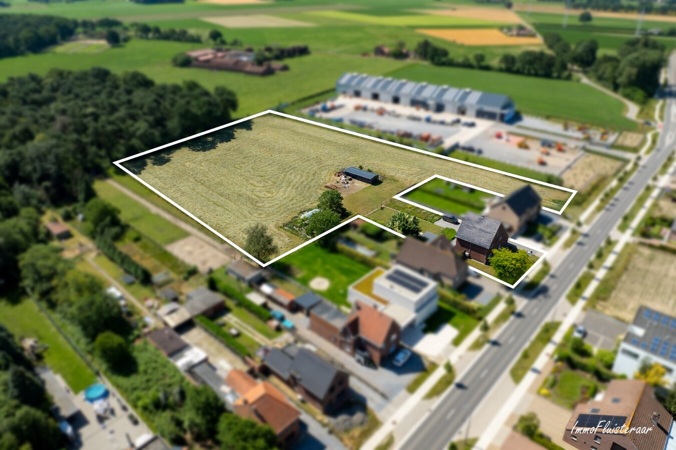 Gerenoveerde woning met weiland op ca. 1,2 ha te Bree 