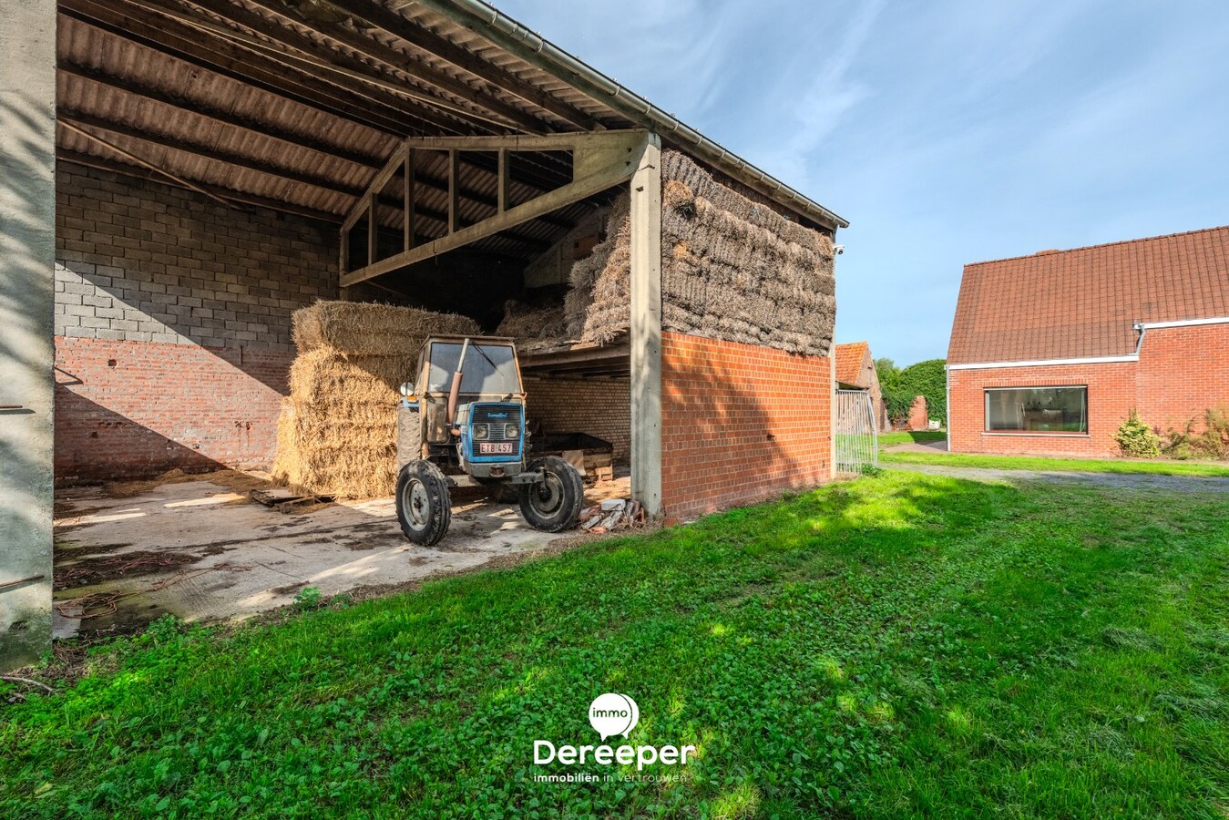 Prachtige landelijke hoeve op ruim perceel van 7.479 m² te Ichtegem 