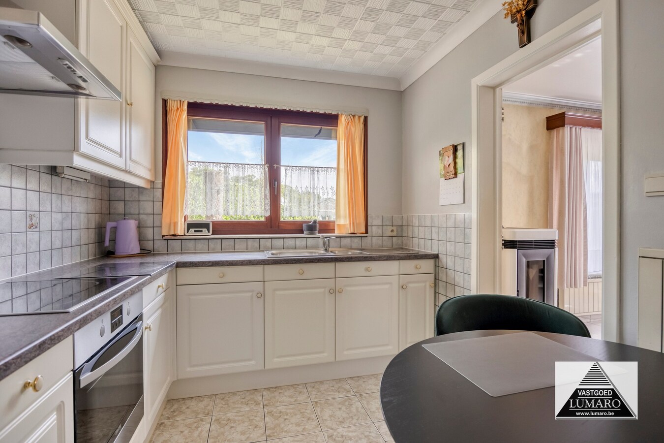 Eisden-Cité : goed onderhouden op te frissen vrijstaande woning op 1.286 m². 