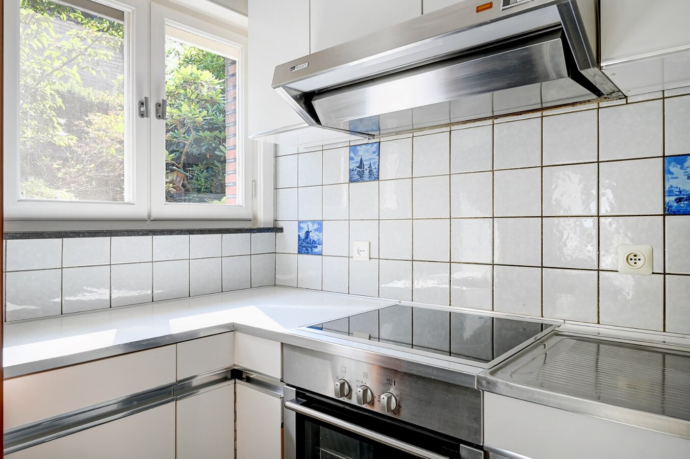 Zeer goed onderhouden woning gelegen op een prachtig perceel van circa 30 are 