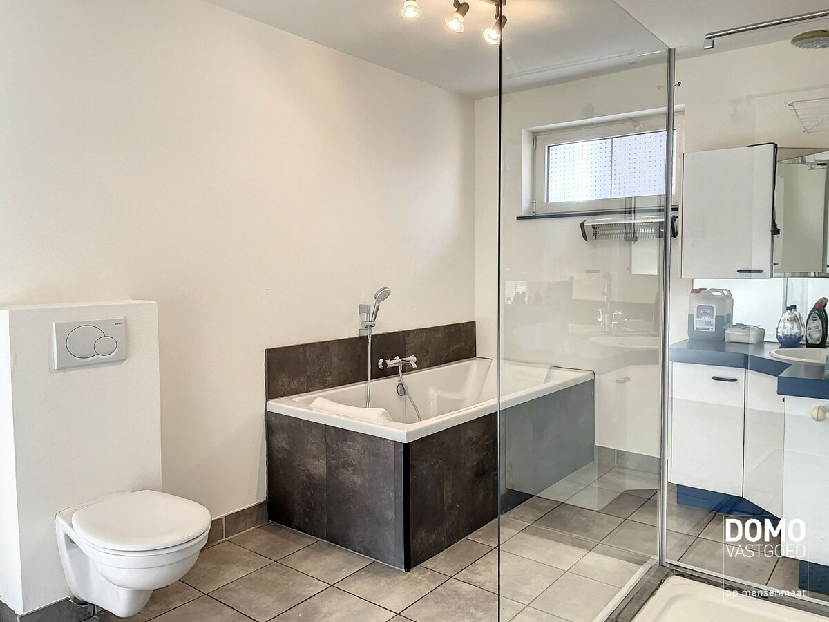 Luxe appartement met zwemvijver  in Herk-de-Stad, label A. 