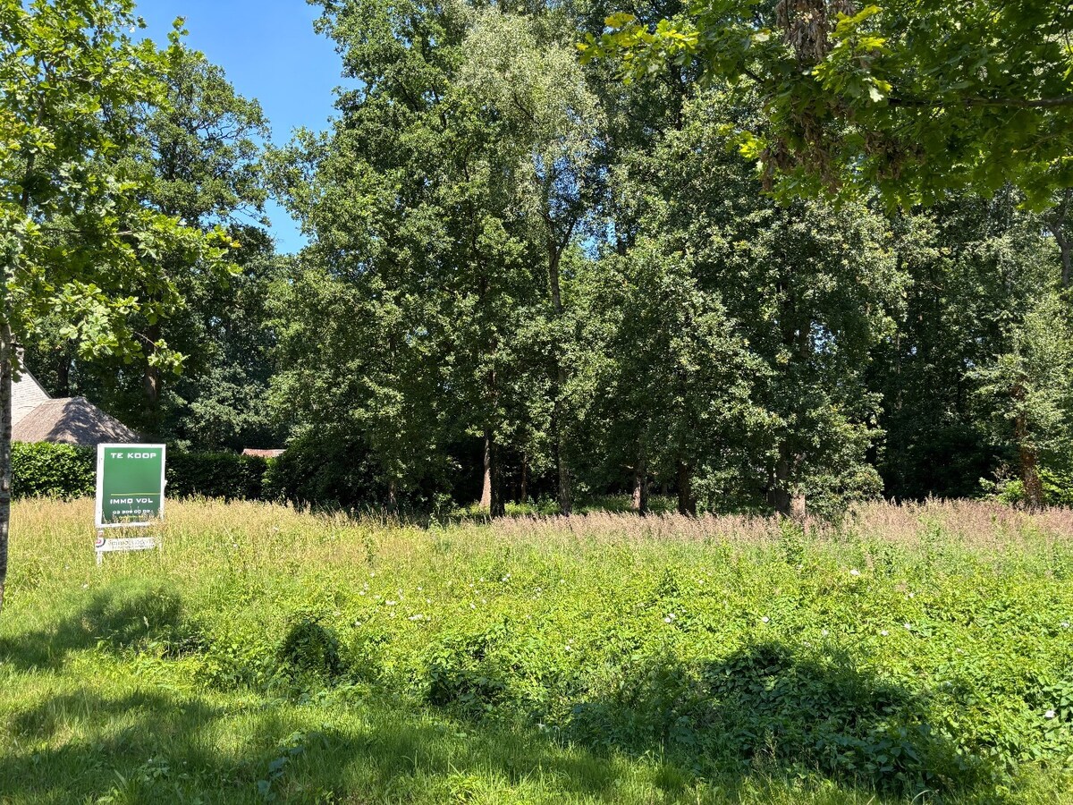 Prachtige grond van 2.272 m² in wijk "Den Drijhoek" - te Zoersel- grens Schilde 