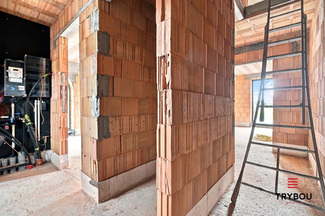 Ruime casco halfopen nieuwbouw met loods van 194m² in Merkem! 