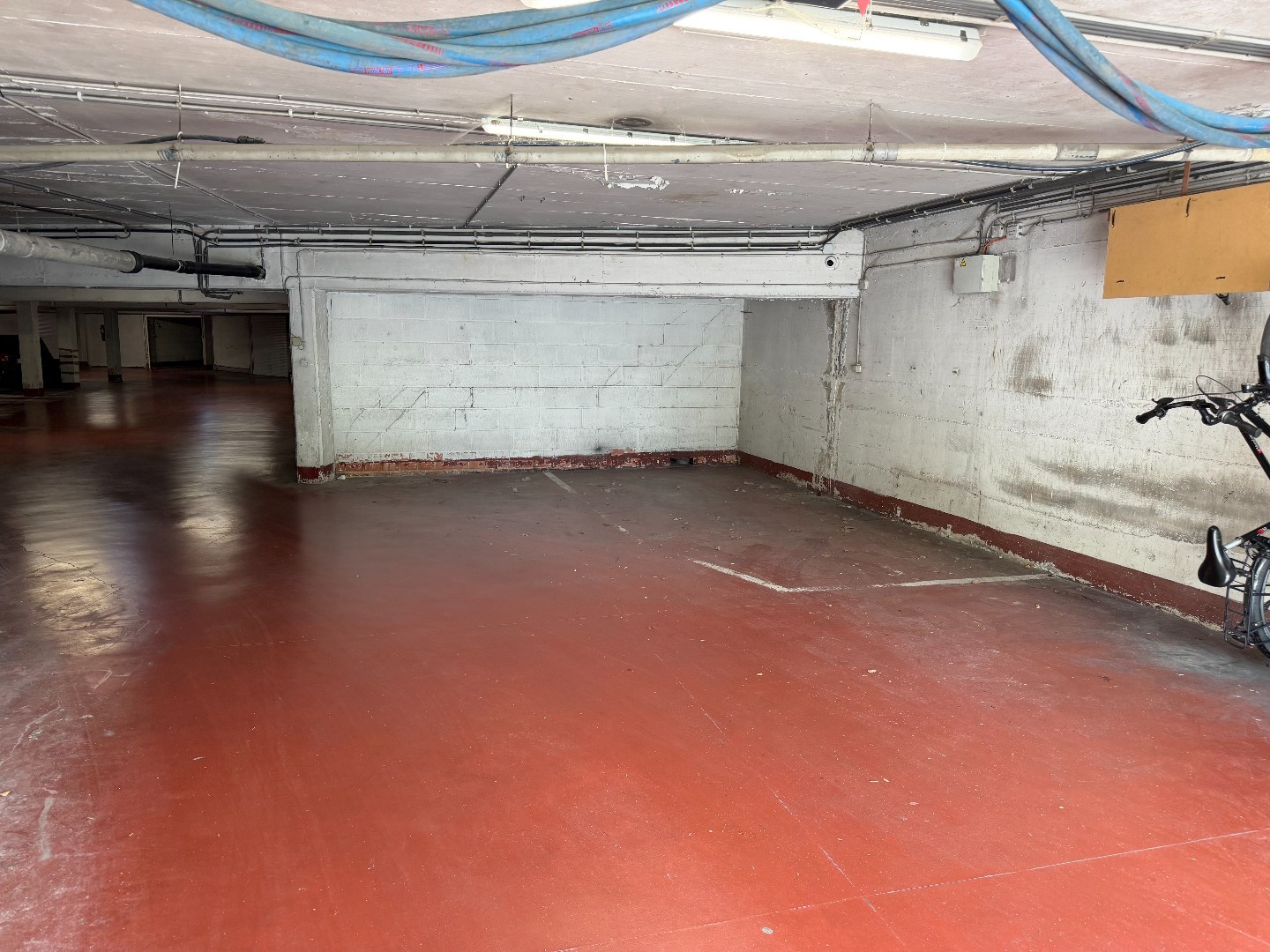 Ruime staanplaats te koop in het centrum van Leuven 