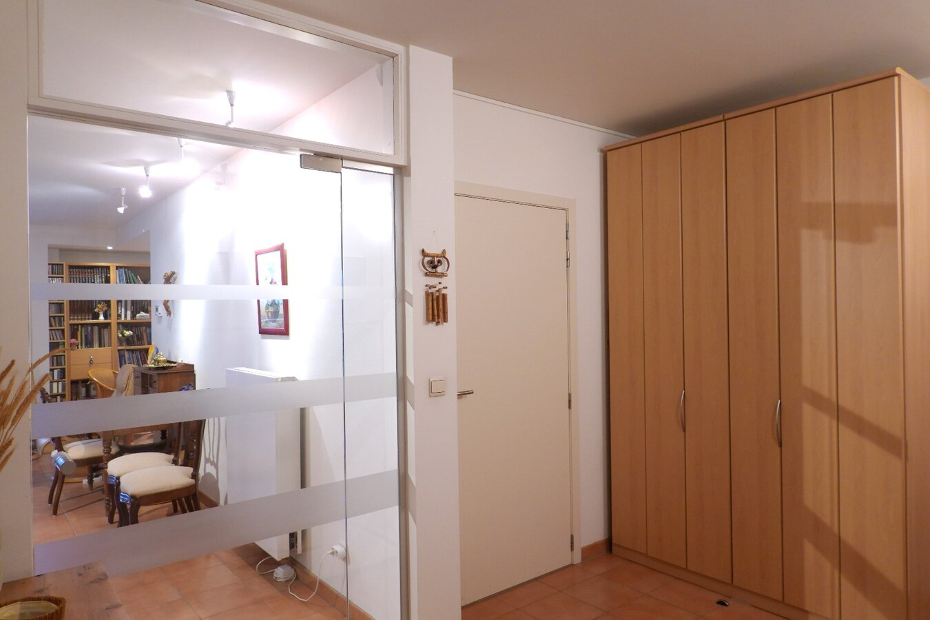 Lichtrijk en ruim appartement met garage (EPC: B) 