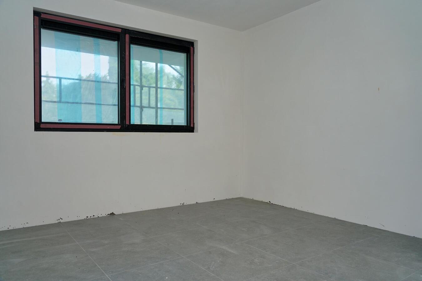 TE HUUR: Nieuwbouwproject: 5 app. boven apotheek “Bellen” 