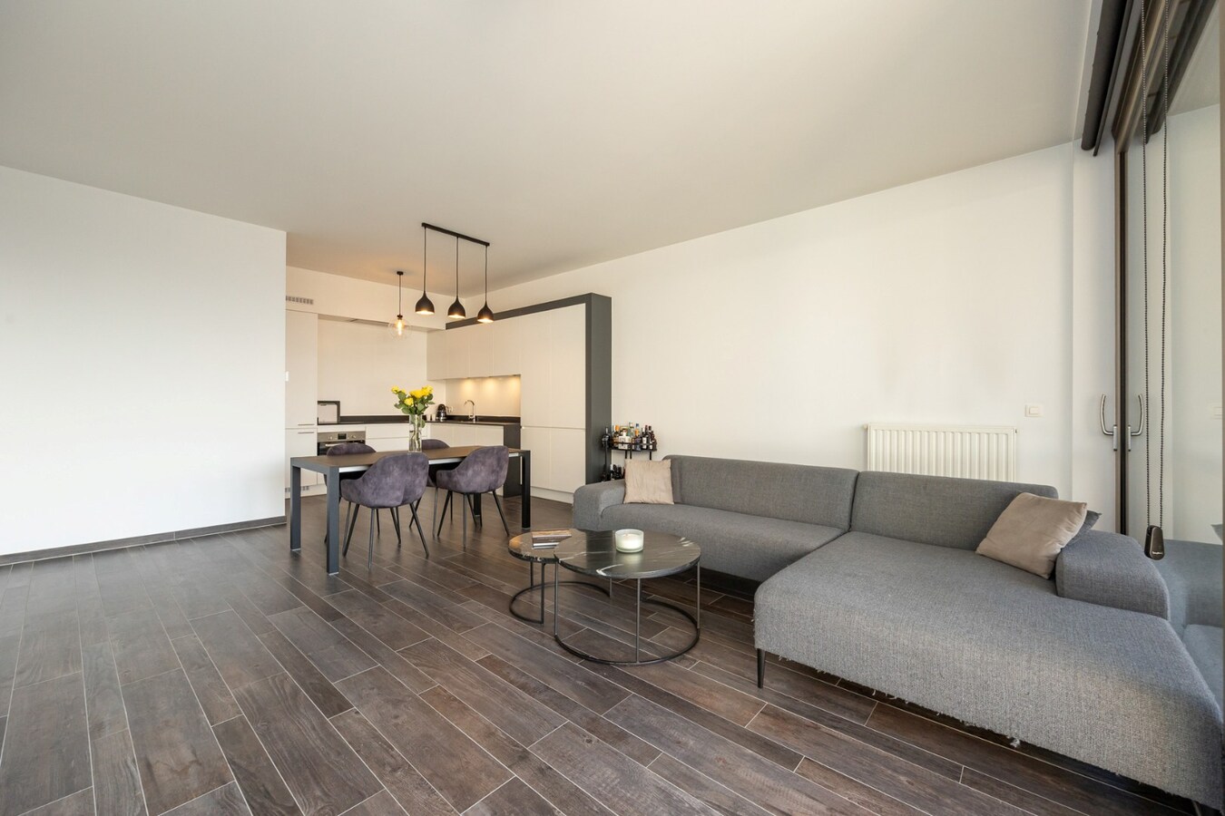 Modern appt met 2 slpk en ruim terras nabij 't Eilandje! 