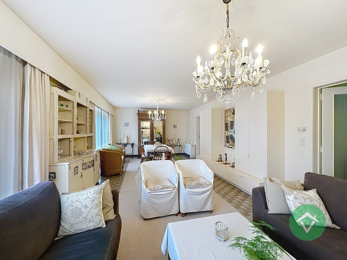 Woning met garage in centrum van Koekelare 