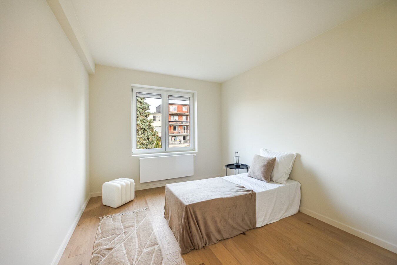 Recent gerenoveerd appt. met 2 slpk te Deurne! 