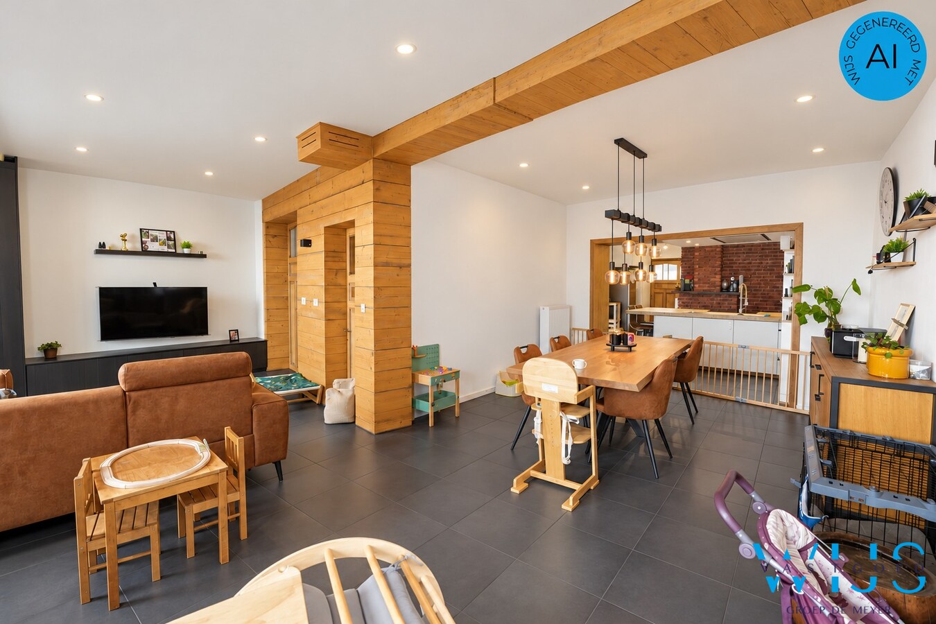 Gerenoveerde woning met ruime tuin in Doornzele/Desteldonk 