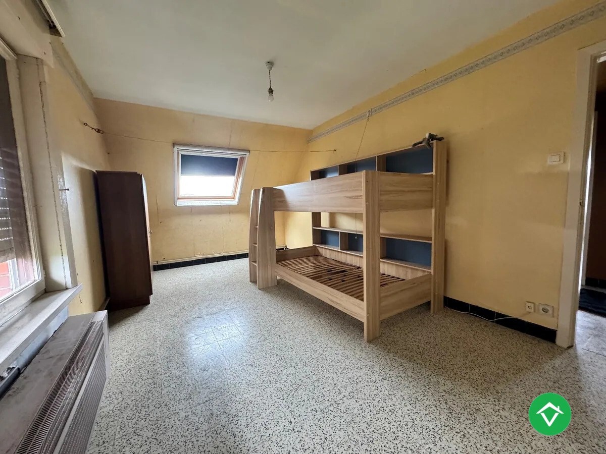 Alleenstaande woning met 3 slaapkamers en garage te Kortemark 