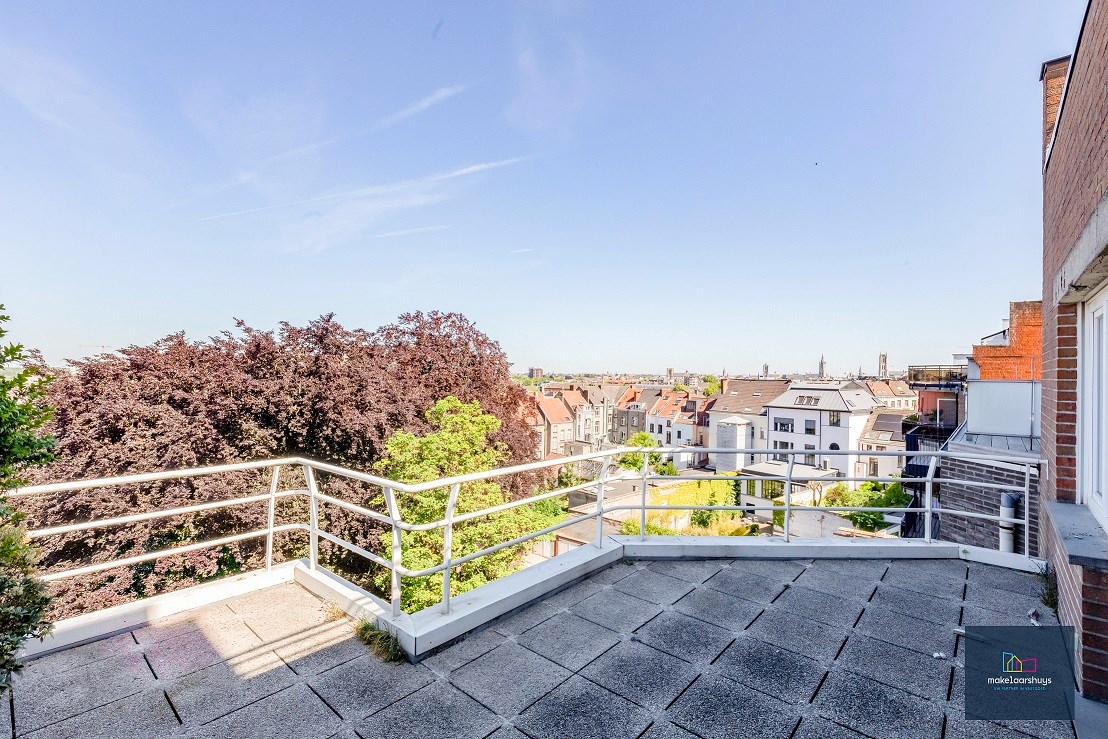 Gunstig gelegen 2slp. app. met zonnig terras ( 25m²) nabij het Citadelpark 