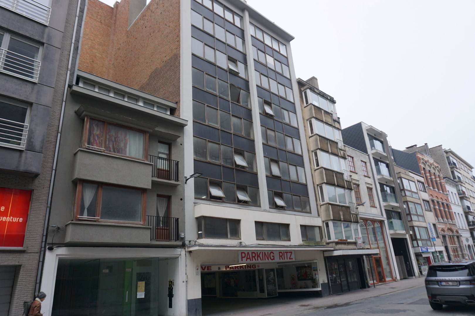 GARAGE BOX - SITUATION UNIQUE - CENTRE VILLE ! 