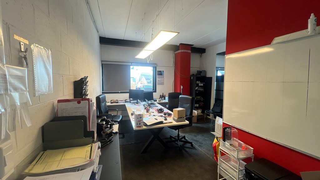 Magazijnen te huur in MB Office Park III in Gent