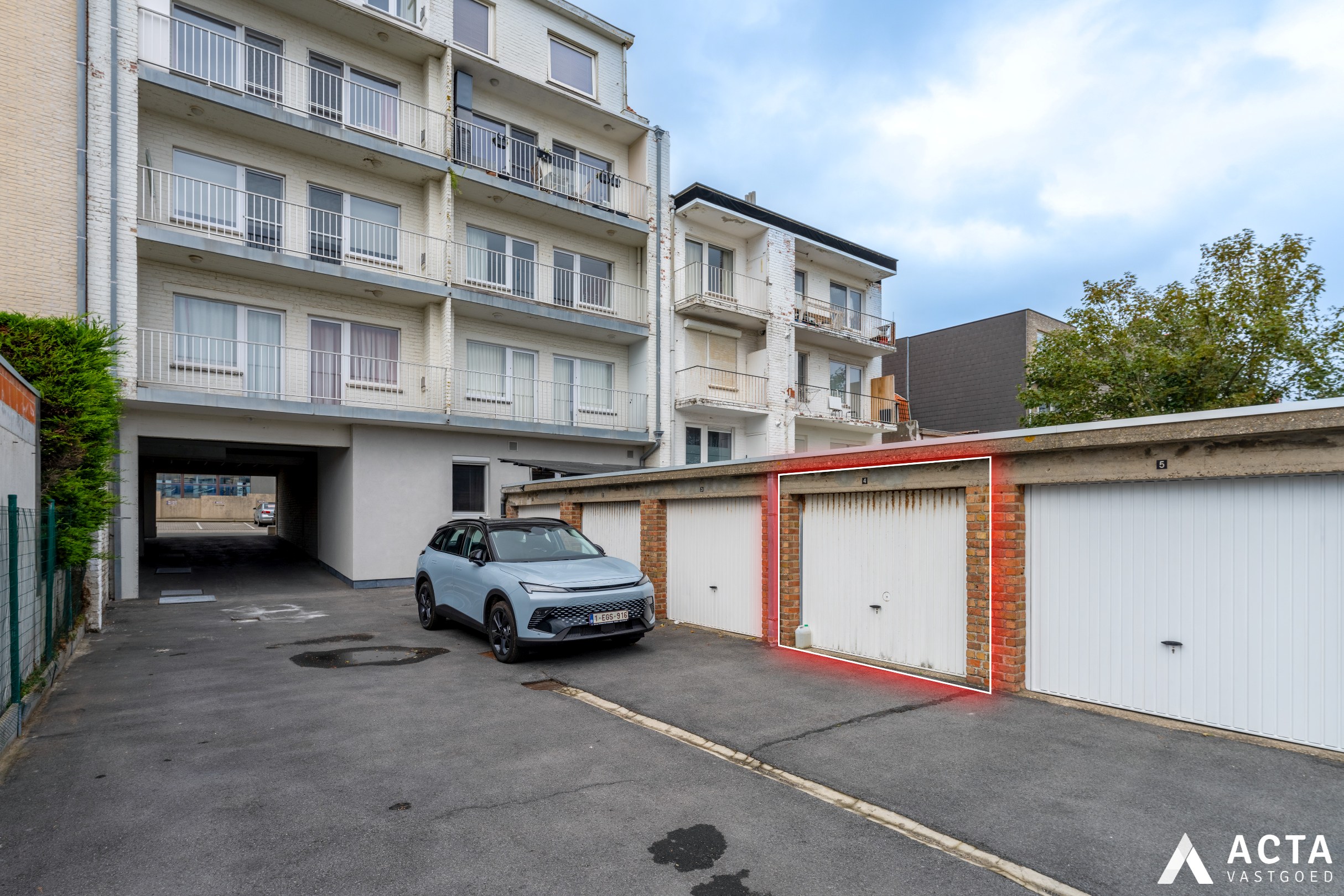Garagebox in Mariakerke nabij zeedijk 