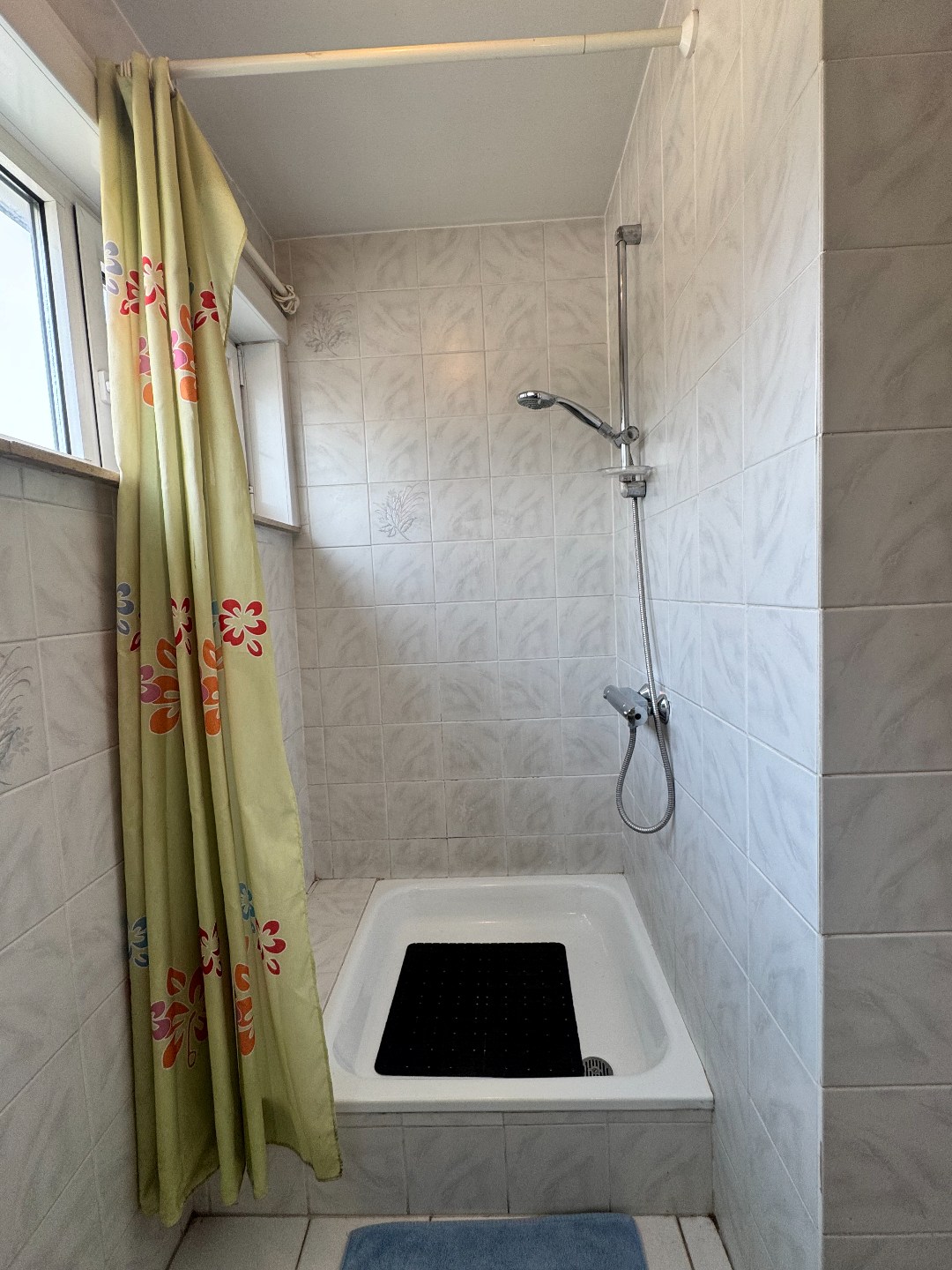 Verzorgde open bebouwing met tuin en garage in Zulte 