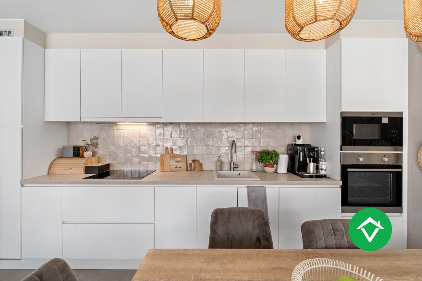 Recent nieuwbouwappartement gelegen op topligging te Eernegem 
