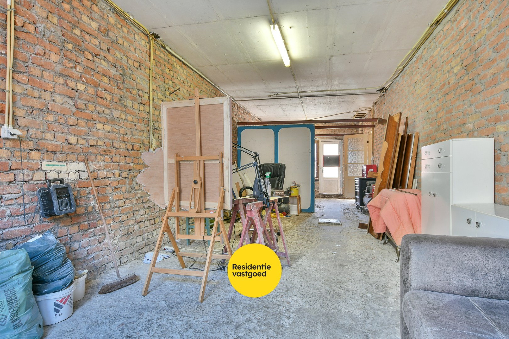 Rijwoning met veel potentieel, garage en tuin nabij centrum Blankenberge 