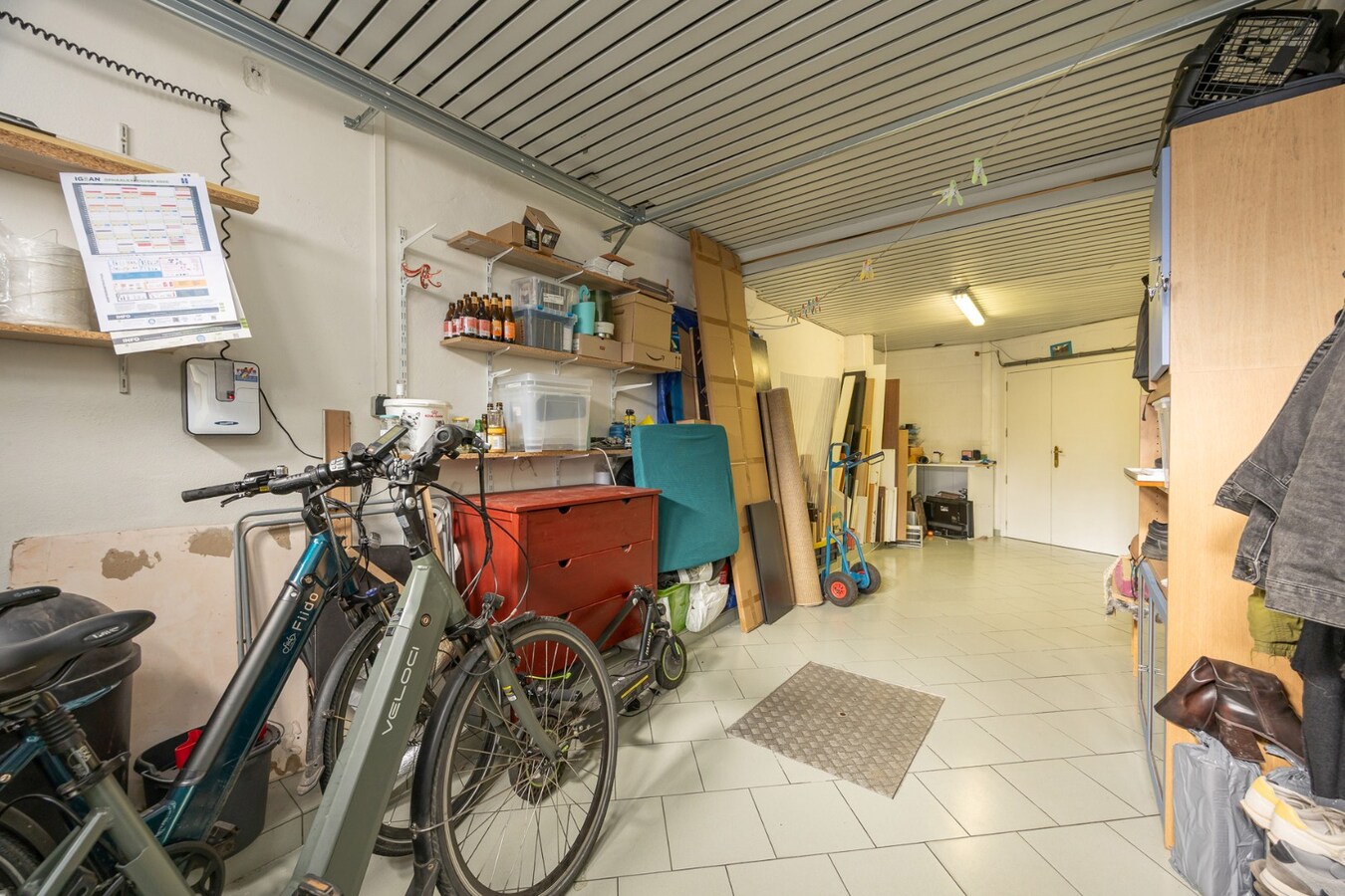 Charmante woning met tuin en garage te Hemiksem! 