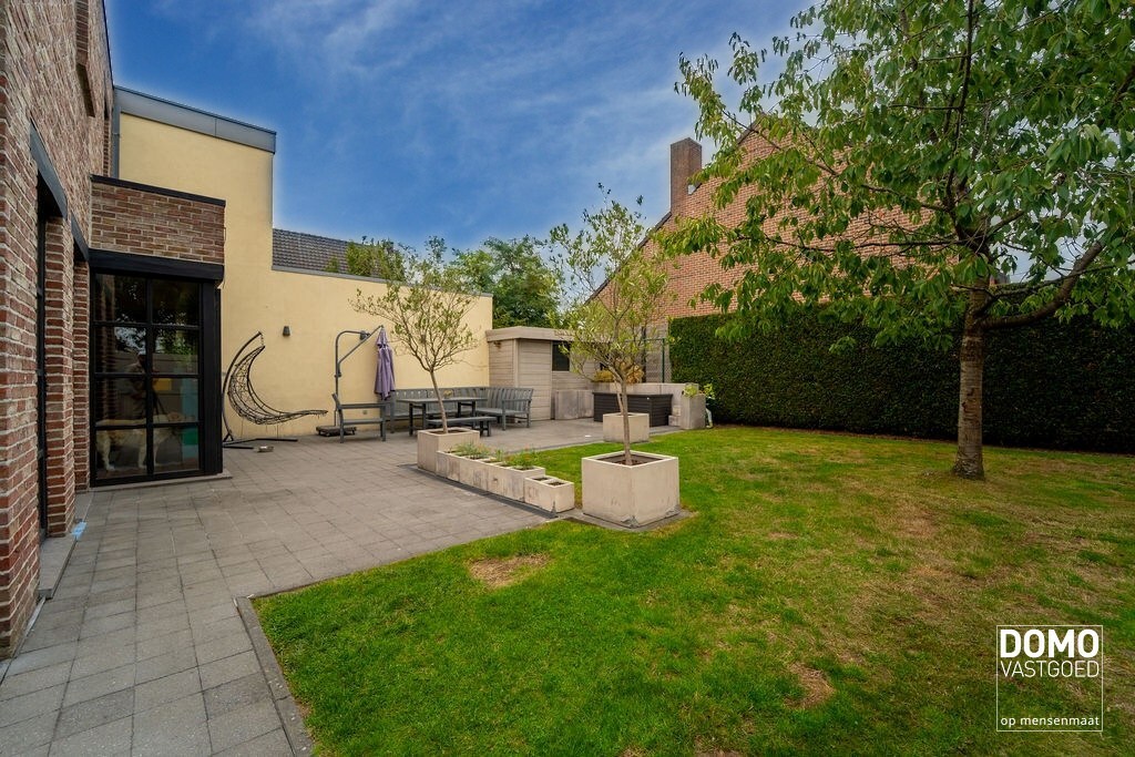 Half open bebouwing te Tuilt 