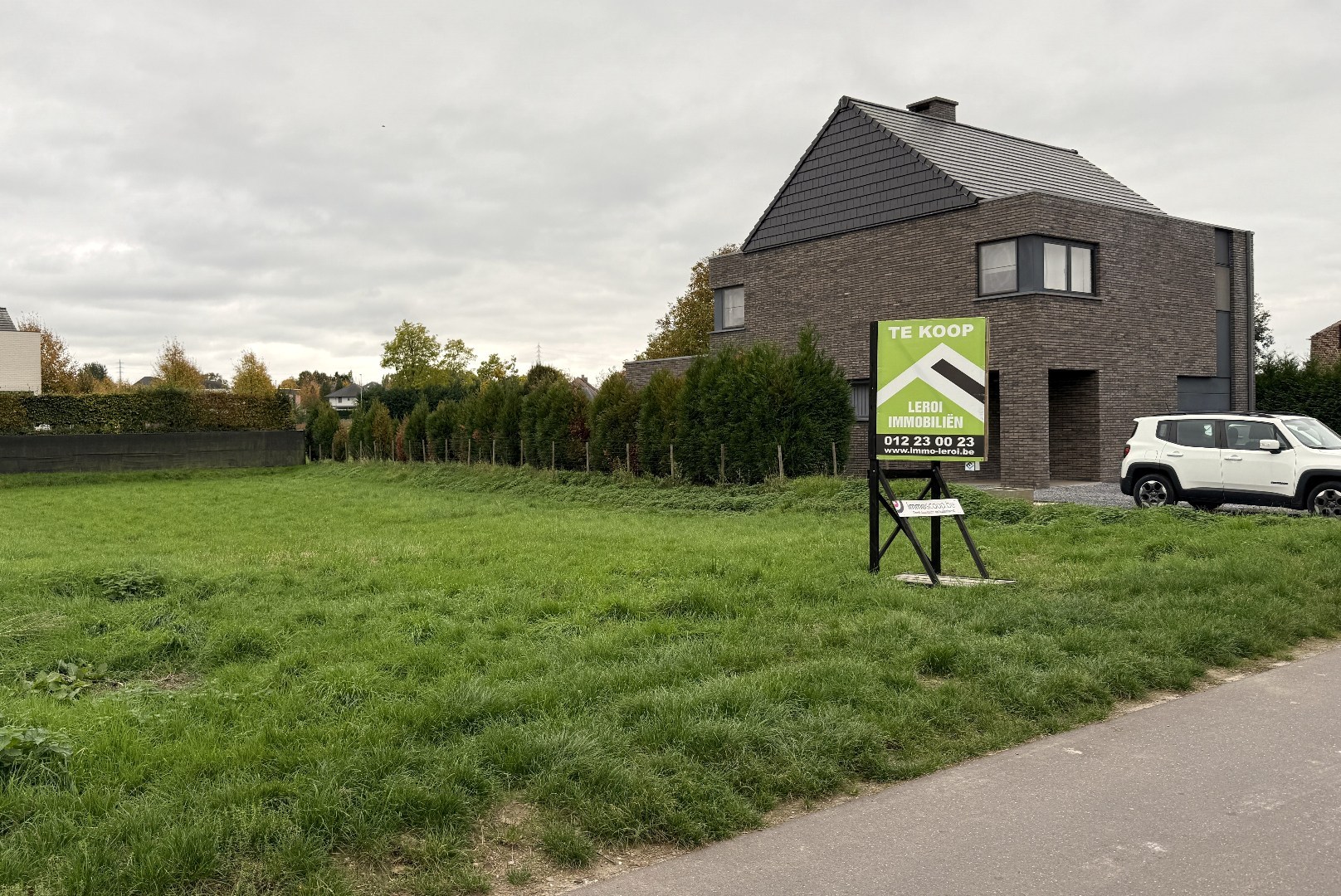 Zuidgericht bouwperceel in doodlopende straat nabij centrum Tongeren 