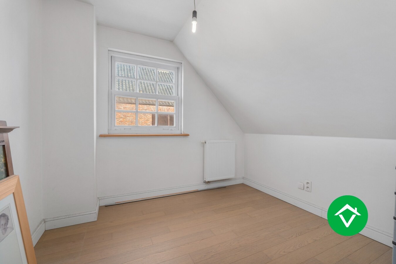 Charmante landelijke woning met drie slaapkamers, ruime garage en prachtig vergezicht te Bovekerke (Koekelare) 