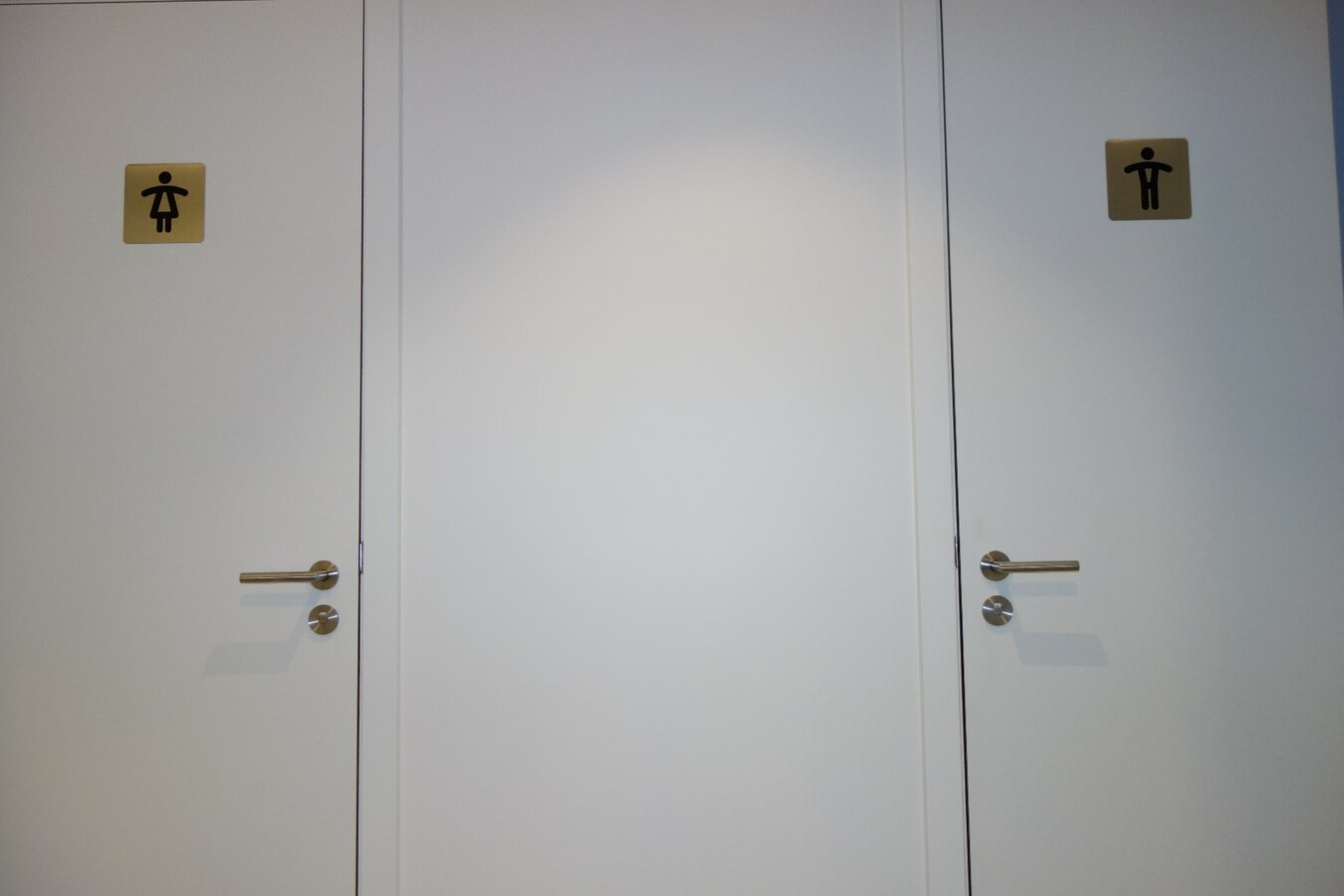 Bureau de prestataires de services loué À Tournai