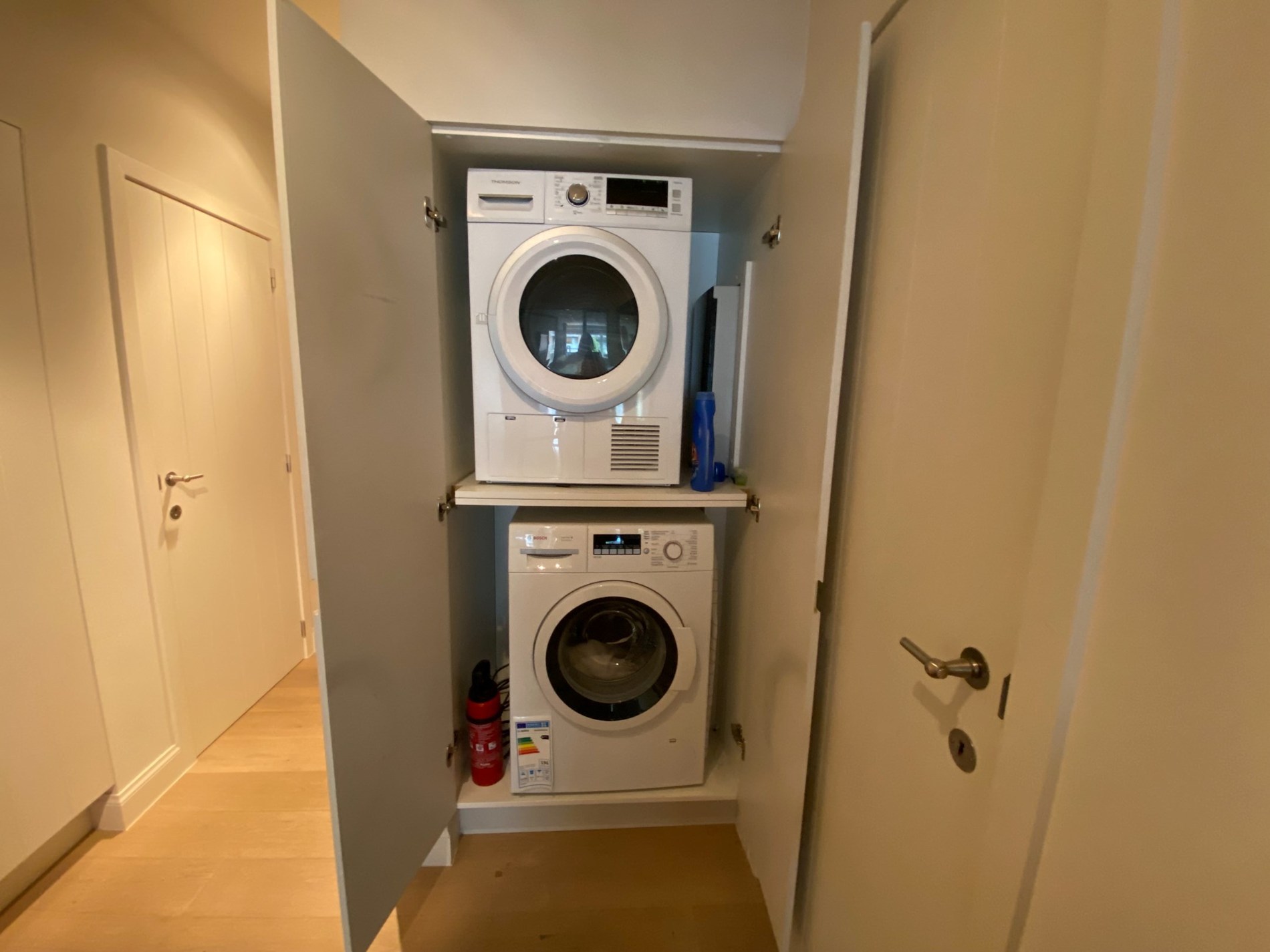 Gemeubeld - Gezellig 2 slaapkamer appartement gelegen in de Van Bunnenlaan te Knokke. 