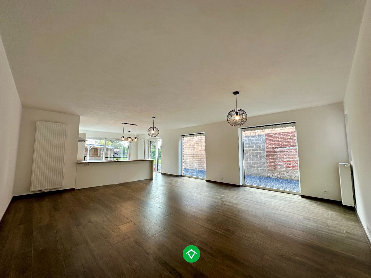 Instapklare woning met 3 slaapkamers en landelijke vergezichten te Bovekerke 