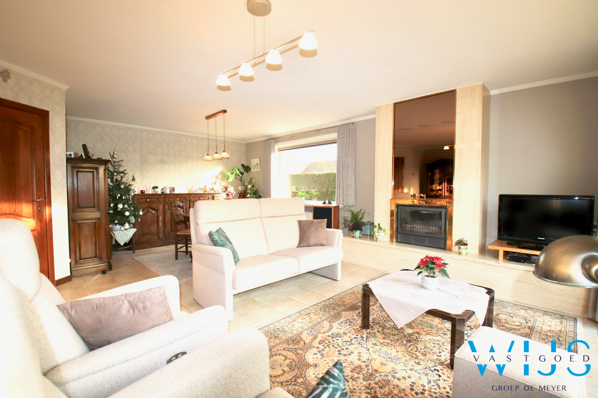 Open bebouwing op 745m² in een rustige woonwijk te LEMBEKE ! 