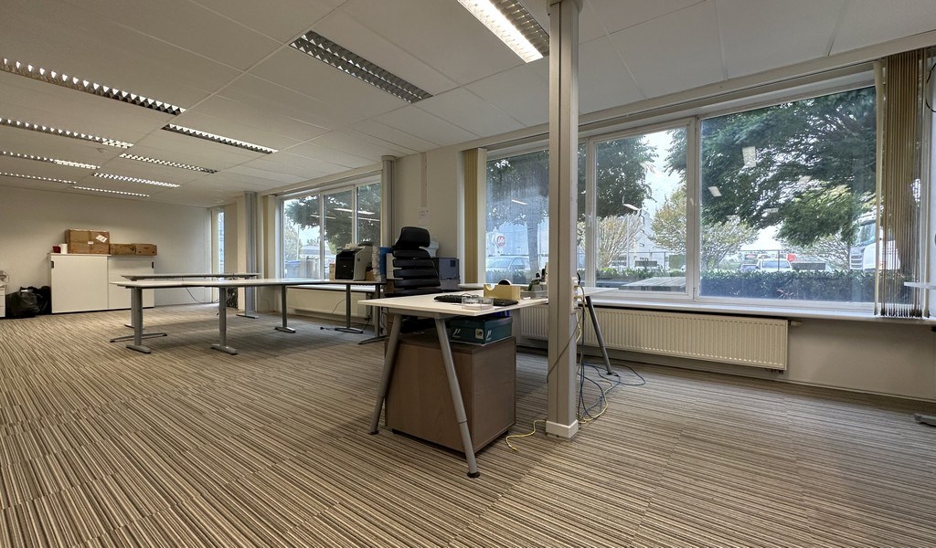 Instapklare kantoren te huur in Lokeren