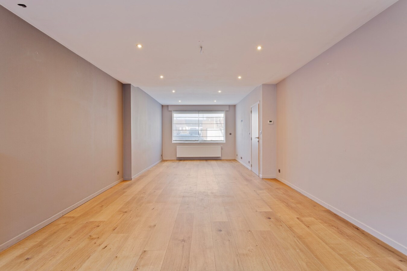 Instapklare ruime woning met 4 slaapkamers 