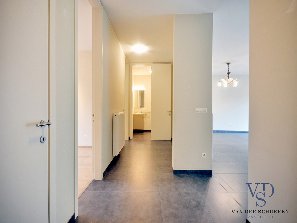 Prachtig gelijkvloers appartement in de exclusieve park-residentie Park te Poldere. 