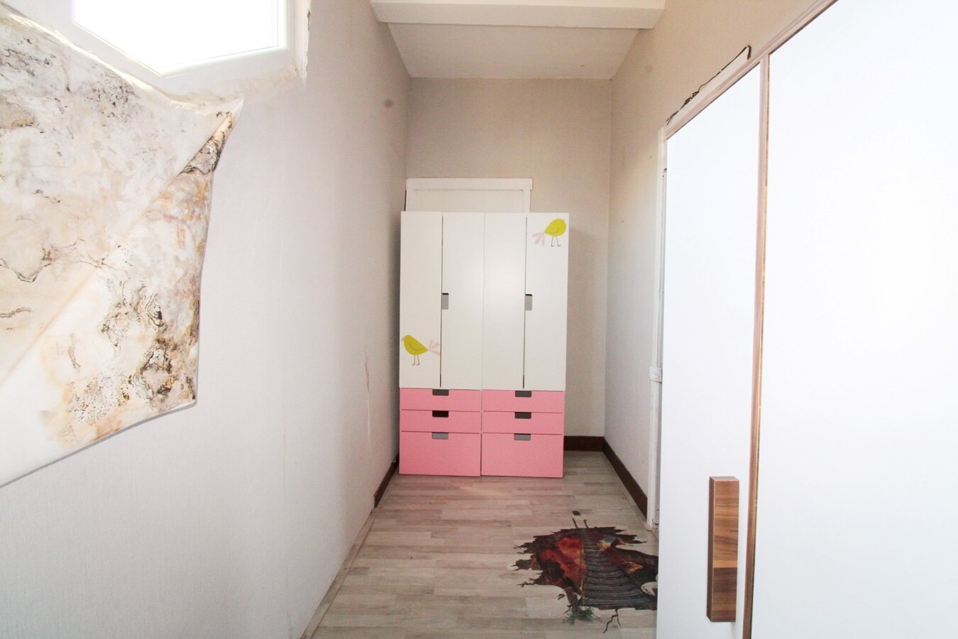 Investeren in het hart van Sint-Niklaas: Veelzijdig handelshuis met uitbreidingspotentieel in bruisend centrum te koop 