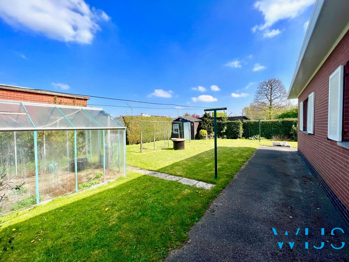 Ruime bungalow op 840 m² te KLUIZEN/EVERGEM ! 