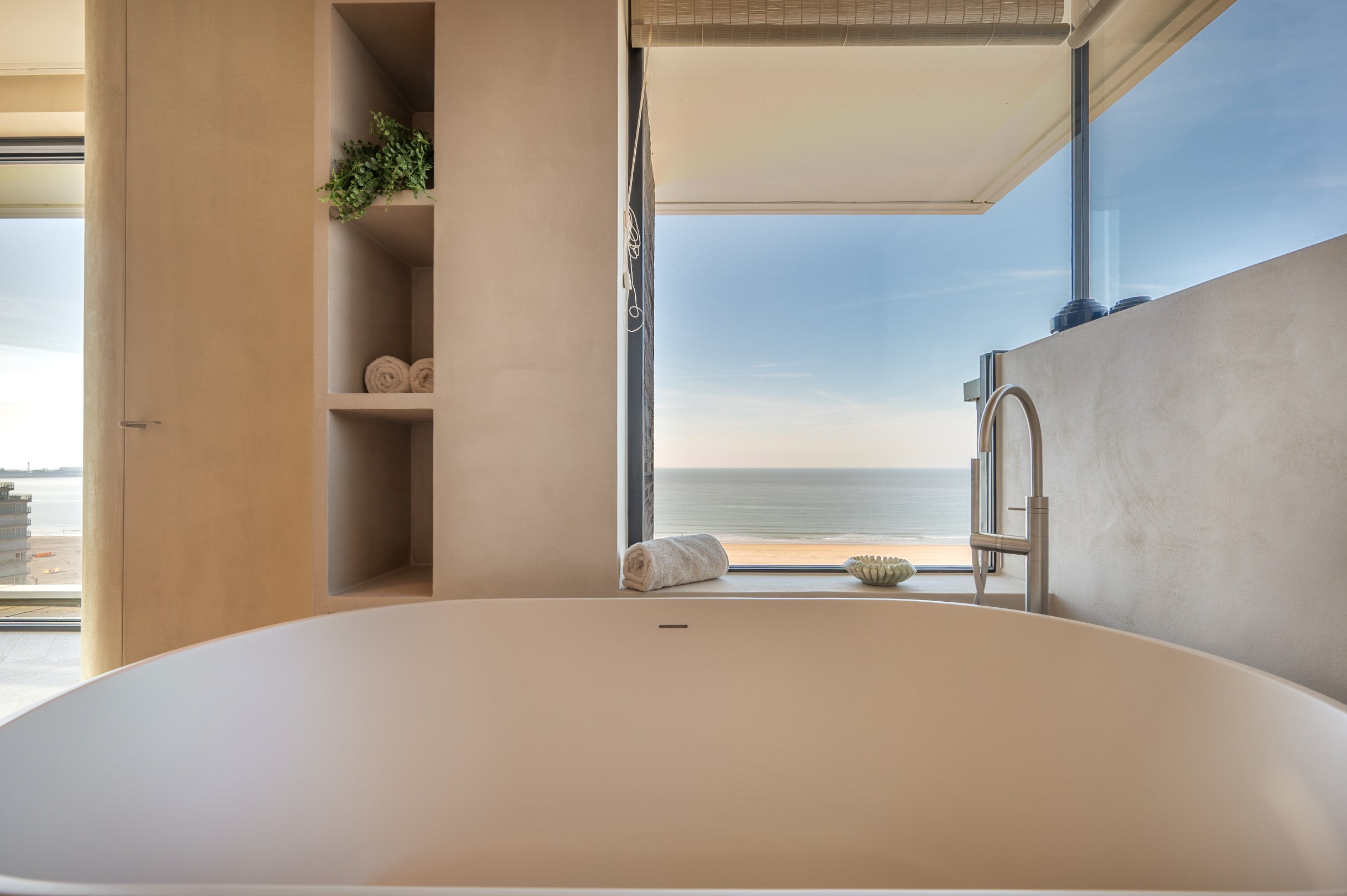 Appartement en duplex exceptionnel à vendre avec vue panoramique dans la résidence Duinrésidence. 