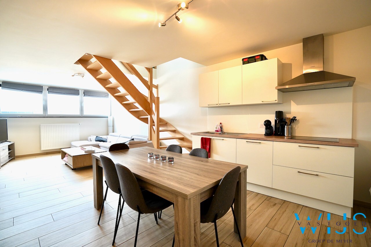 Instapklaar &amp; gezellig appartement met zonneterras te ERTVELDE ! 