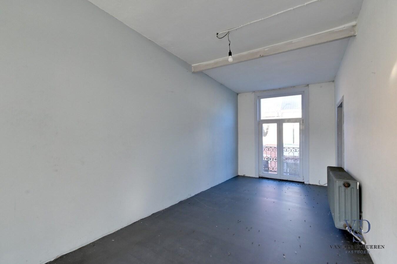 Ruime woning met tuin in centrum Eine ! 