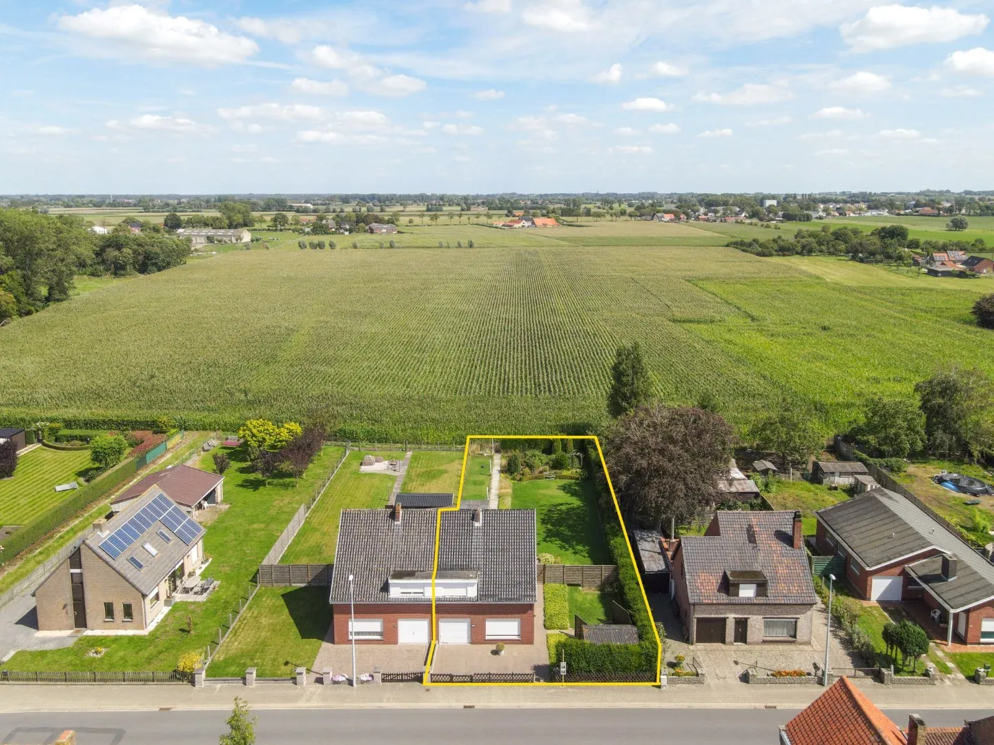 Te renoveren woning op 800 m² met landelijk vergezicht te Ichtegem