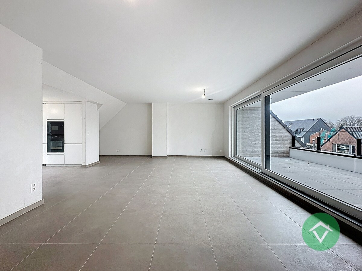 Nieuwbouwappartement met 2 slaapkamers en 2 terrassen in centrum Koekelare 