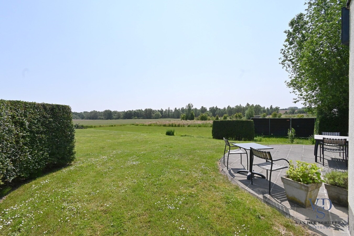 Uitzonderlijke eigendom in uitzonderlijke omgeving. 