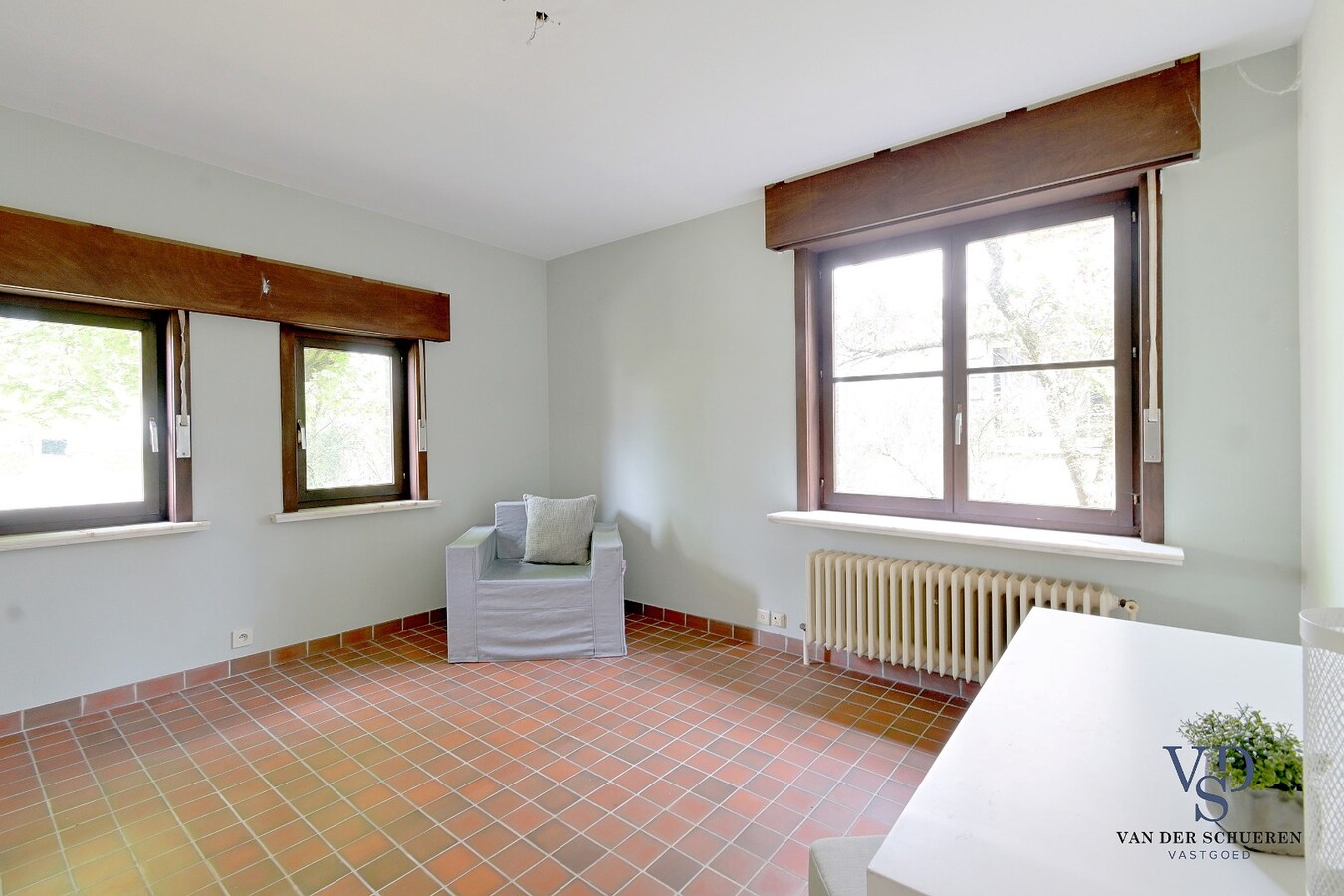 Degelijk, ruime villa. 