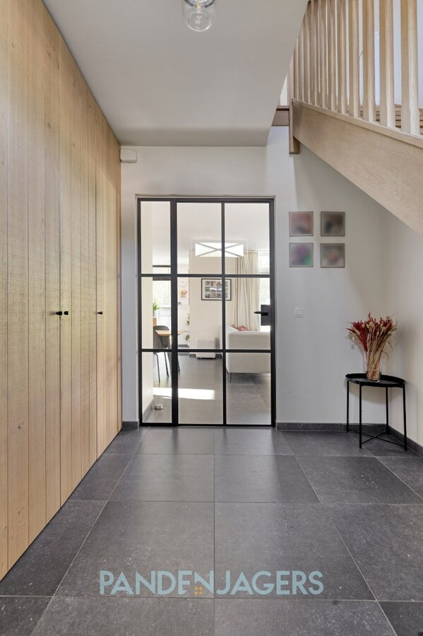 Recente woning (2018) met zwembad te Duffel 